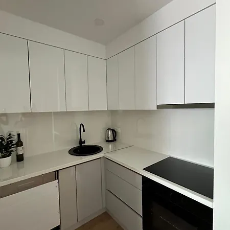 With Parking Space - 23392 * Макарська